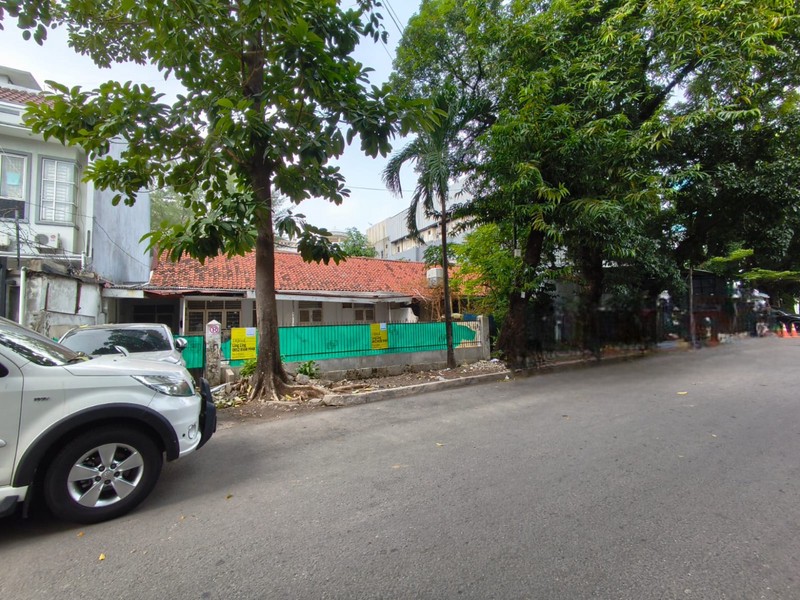 Rumah Dijual di Tomang