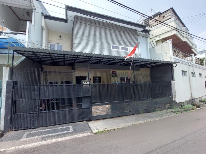 Rumah Dijual Tomang