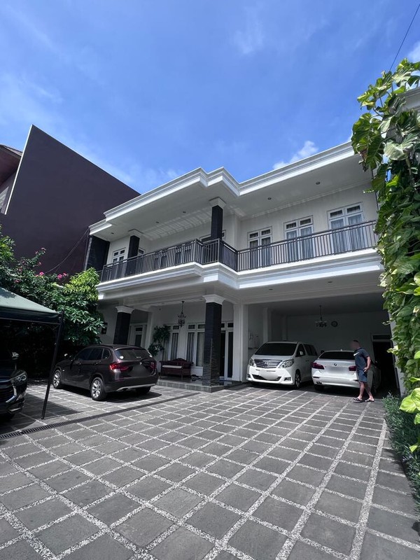 Rumah American Cluster Dijual