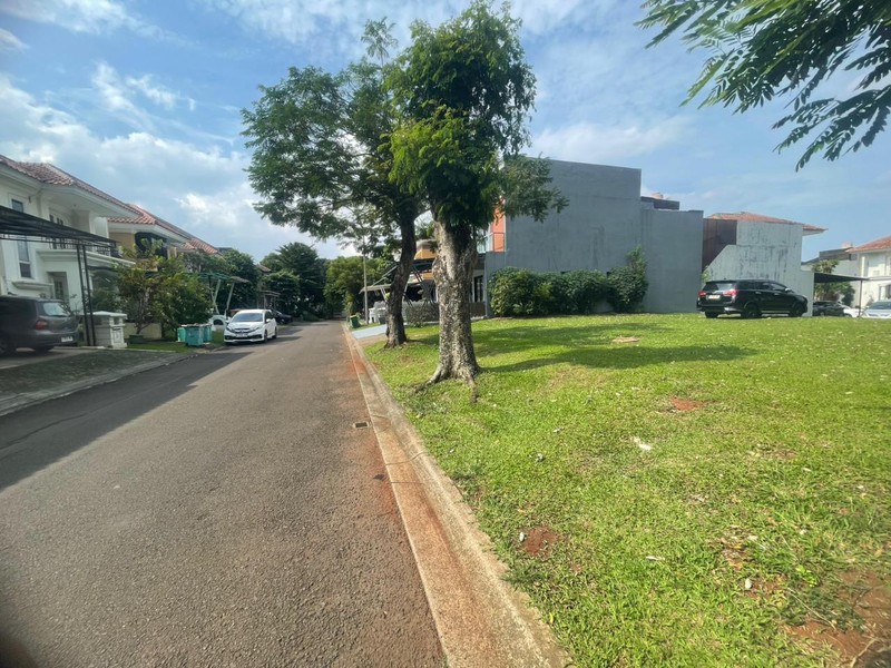 Kavling Siap Bangun Di Cluster Versailles BSD Tangerang Selatan