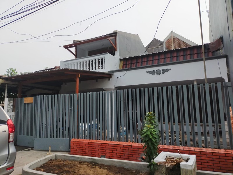 Rumah Pulomas Luas 8x18m2