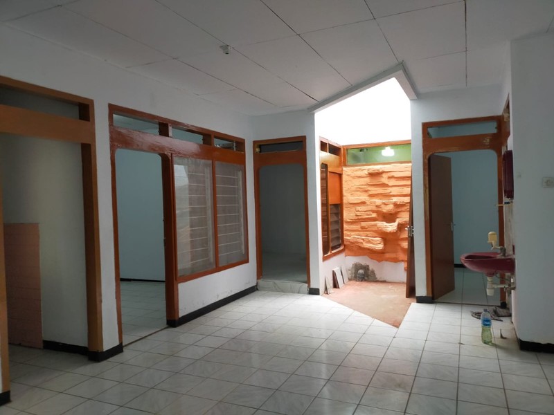 Rumah Pulomas Luas 8x18m2