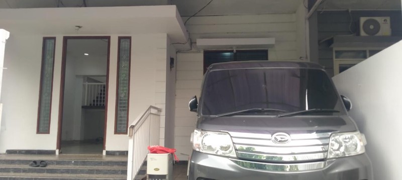 Rumah 2 Lantai di Serpong Utara KT 5 KM 3 Surat SHM