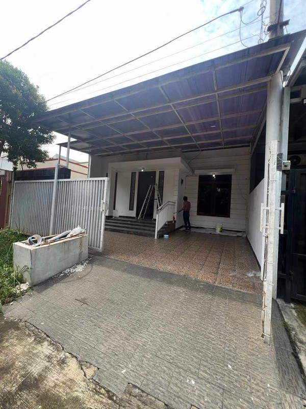 Rumah 2 Lantai di Serpong Utara KT 5 KM 3 Surat SHM