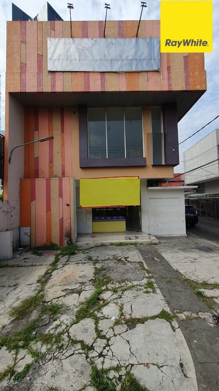 Disewakan Ruko 3 lantai di Jalan Raya Hr Muhammad Surabaya