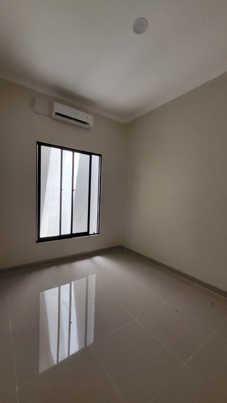 Rumah Baru Siap Huni 2 Lantai di Melati Mas Serpong Dekat sekolah