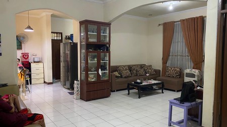 Rumah Luas Siap Huni di Pondok Aren TangSel, KT 2+1 KM 2+1 Surat SHM LT 220 m2 LB 200 m2