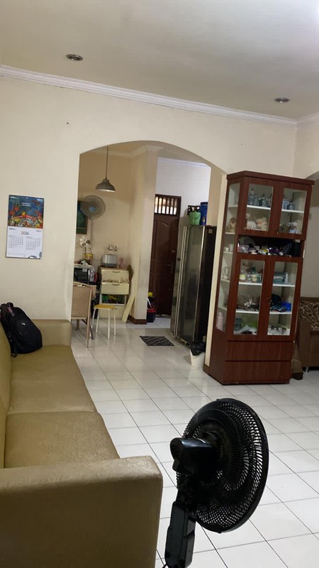 Rumah Luas Siap Huni di Pondok Aren TangSel, KT 2+1 KM 2+1 Surat SHM LT 220 m2 LB 200 m2