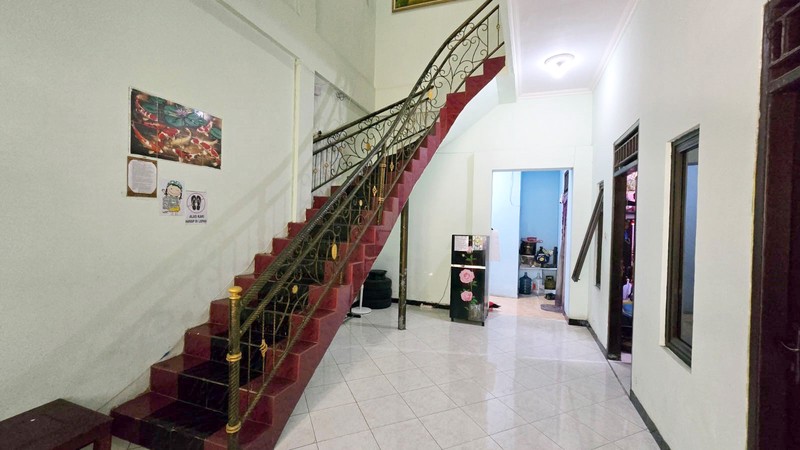 Rumah di Semampir Tengah Surabaya Timur, Bisa untuk usaha Kos2an, Full Furnished, SIAP HUNI