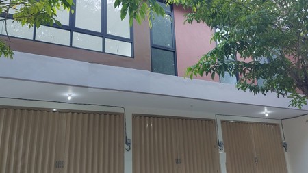 Dijual Ruko 3 lantai di Jalan Manyar Jaya Surabaya