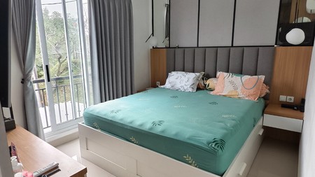 Rumah di SAVIA PARK NUSA LOKA BSD