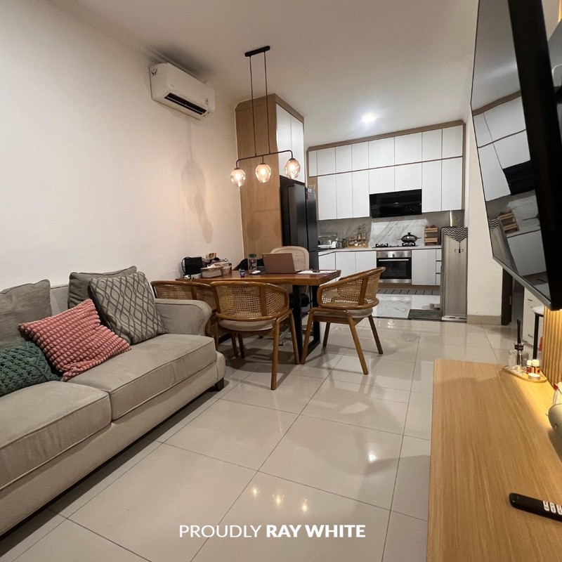 Rumah di SAVIA PARK NUSA LOKA BSD