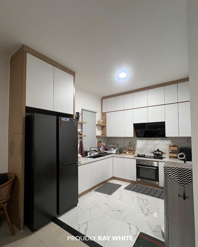 Rumah di SAVIA PARK NUSA LOKA BSD