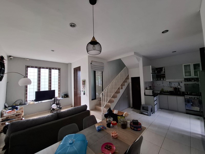 ALSTORIA TOWN HOUSE DIJUAL 