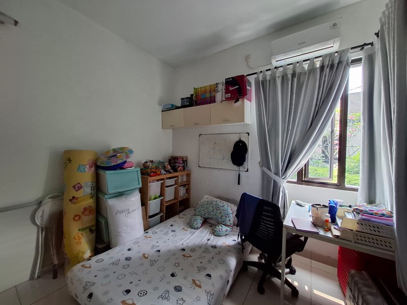ALSTORIA TOWN HOUSE DIJUAL 