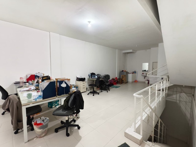 Ruko Boulevard Taman Tekno BSD, Hadap Jalan Raya, traffic tinggi