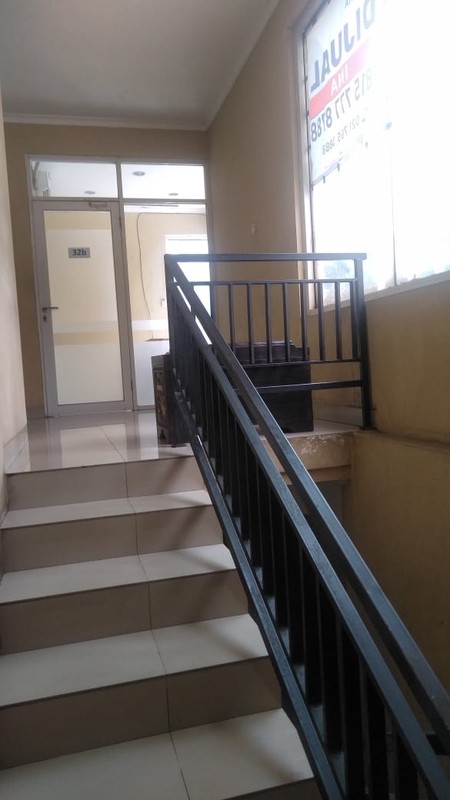 Dijual Ruko 2 Lantai cocok untuk buka usaha lokasi Strategis di Bendungan Hilir, Tanah Abang, Jakarta Pusat.
