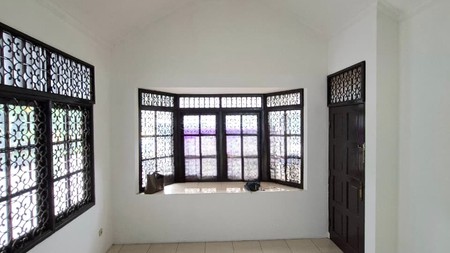 Rumah di Bintaro Sektor 2 KT 3+1 dan KM 3 Surat SHM Sudah Baja Ringan