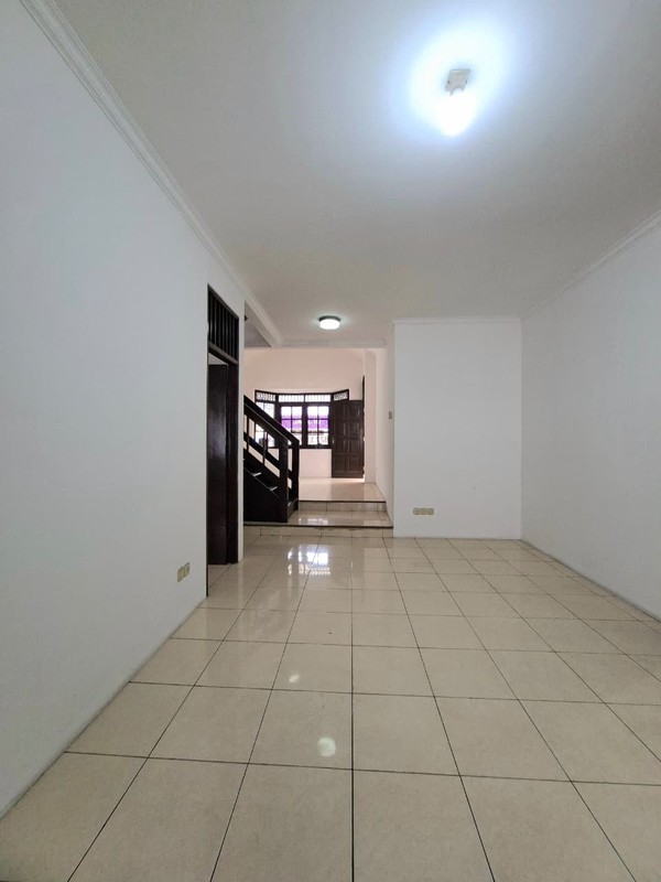 Rumah di Bintaro Sektor 2 KT 3+1 dan KM 3 Surat SHM Sudah Baja Ringan