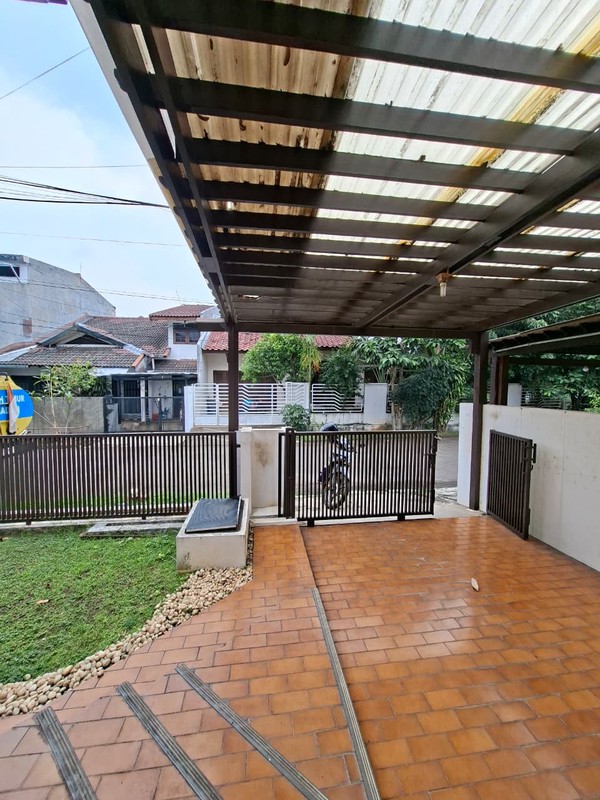 Rumah di Bintaro Sektor 2 KT 3+1 dan KM 3 Surat SHM Sudah Baja Ringan