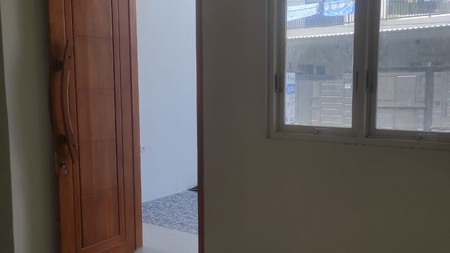 Dijual Kos-Kostan surabaya - Jl. Semolowaru Selatan Surabaya