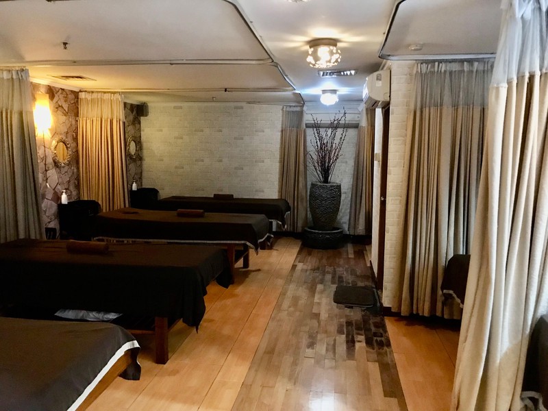 Ruang Usaha 120 m2, Unfurnished, Di Lantai LG Menara Imperium, Kuningan Setiabudi