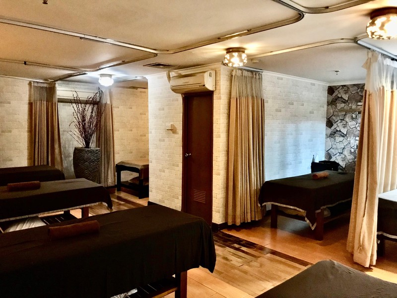 Ruang Usaha 120 m2, Unfurnished, Di Lantai LG Menara Imperium, Kuningan Setiabudi
