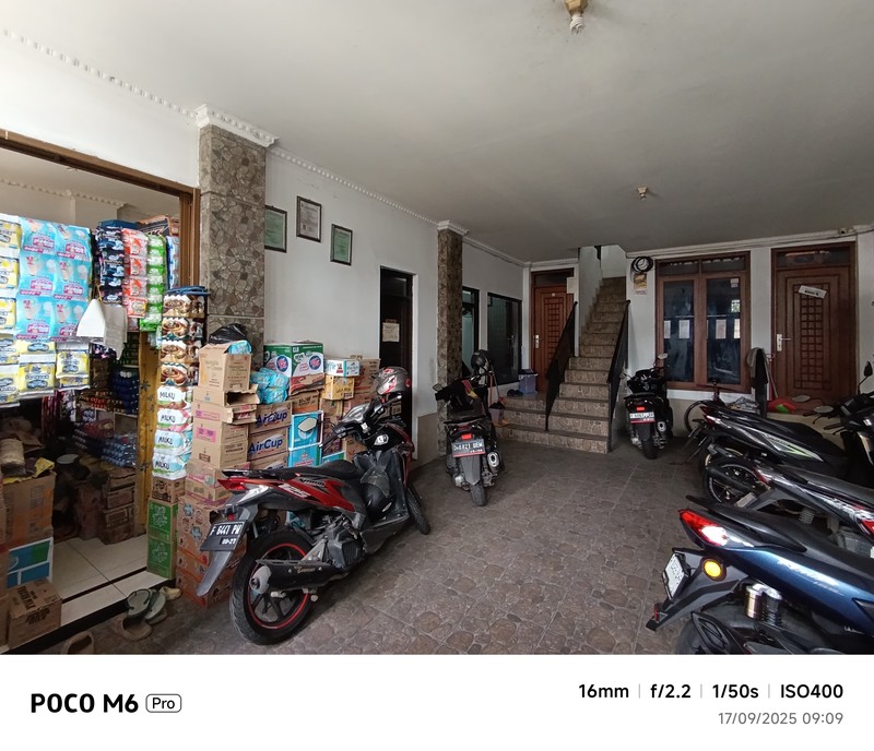 Rumah Kost Aktif 4 lantai di Gegerkalong - Bandung 