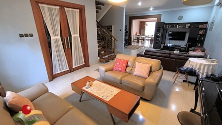 Rumah 2 Lantai lokasi strategis cipete jakarta selatan 