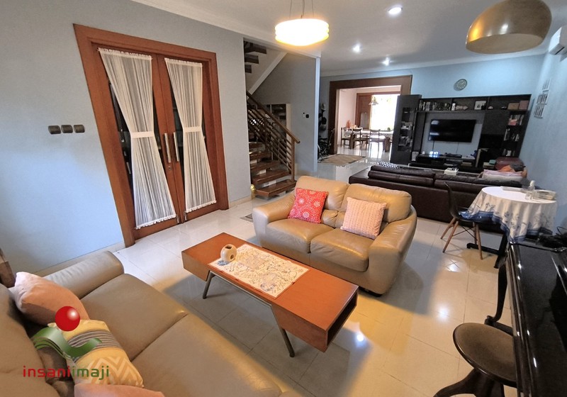 Rumah 2 Lantai lokasi strategis cipete jakarta selatan 