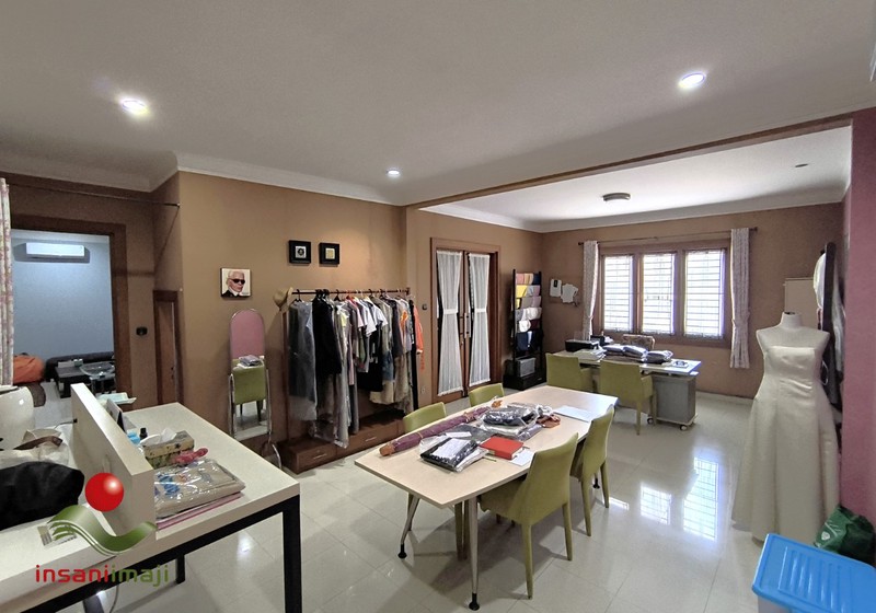 Rumah 2 Lantai lokasi strategis cipete jakarta selatan 