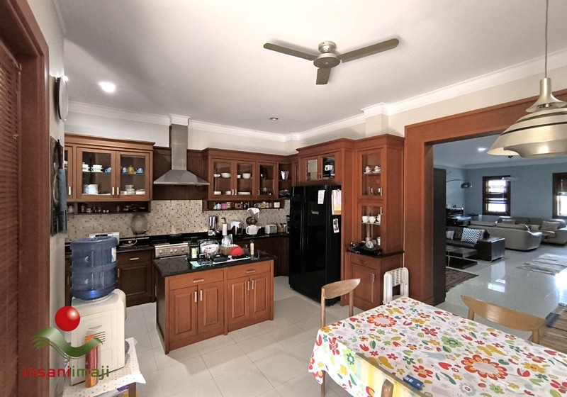 Rumah 2 Lantai lokasi strategis cipete jakarta selatan 