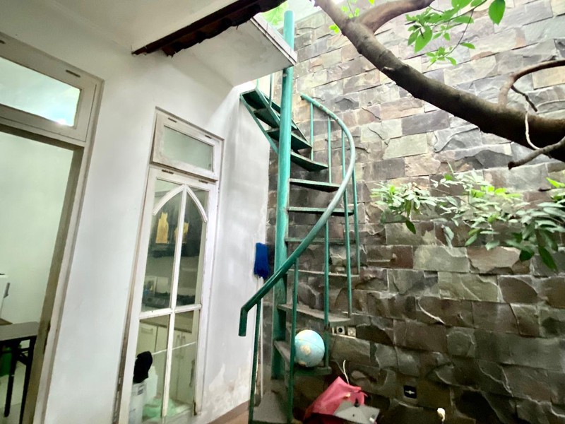 Rumah hijau 2 lantai di telaga golf sawangan