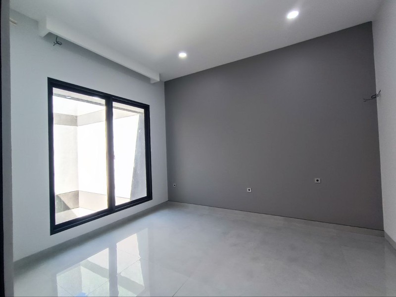 Rumah Baru 2 Lantai Manyar Jaya Surabaya - Modern & Nyaman 