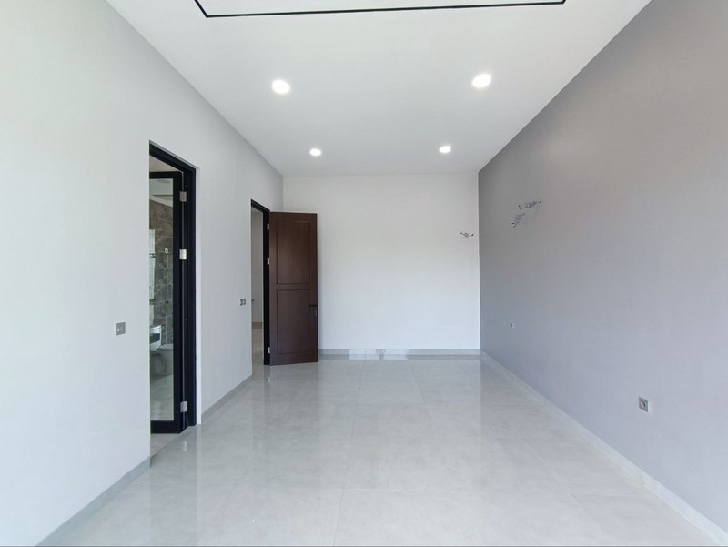 Rumah Baru 2 Lantai Manyar Jaya Surabaya - Modern & Nyaman 