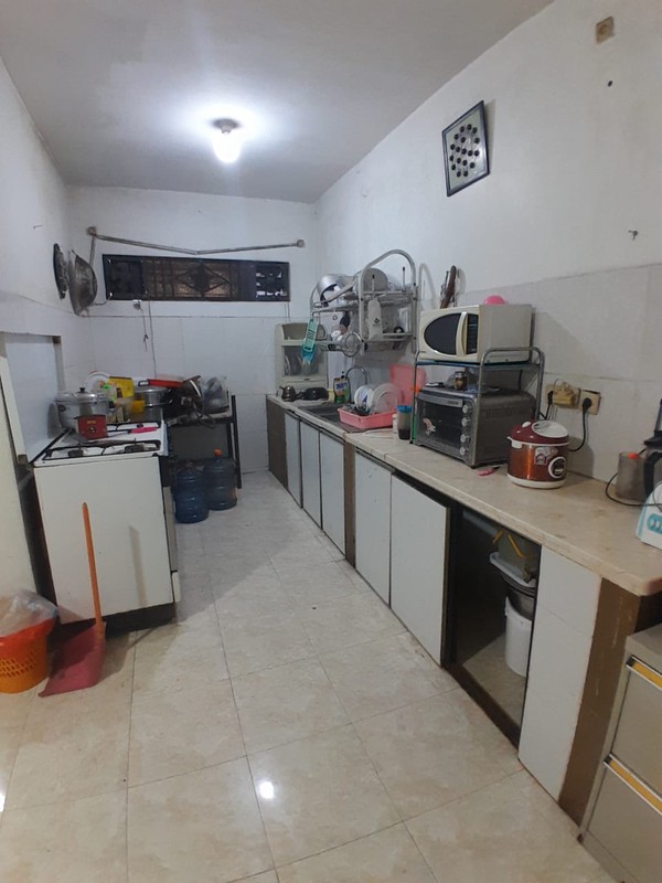 Rumah Tingkat Eksklusif di Raffles Hills