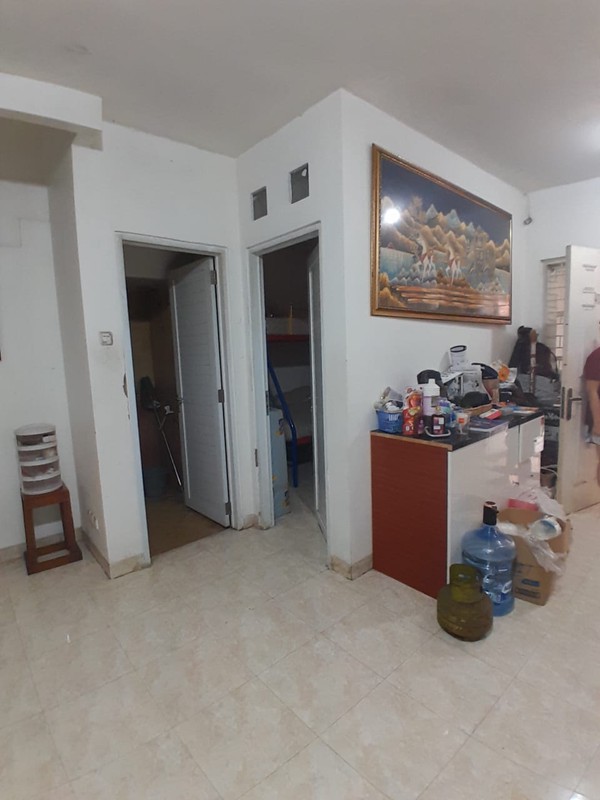 Rumah Tingkat Eksklusif di Raffles Hills