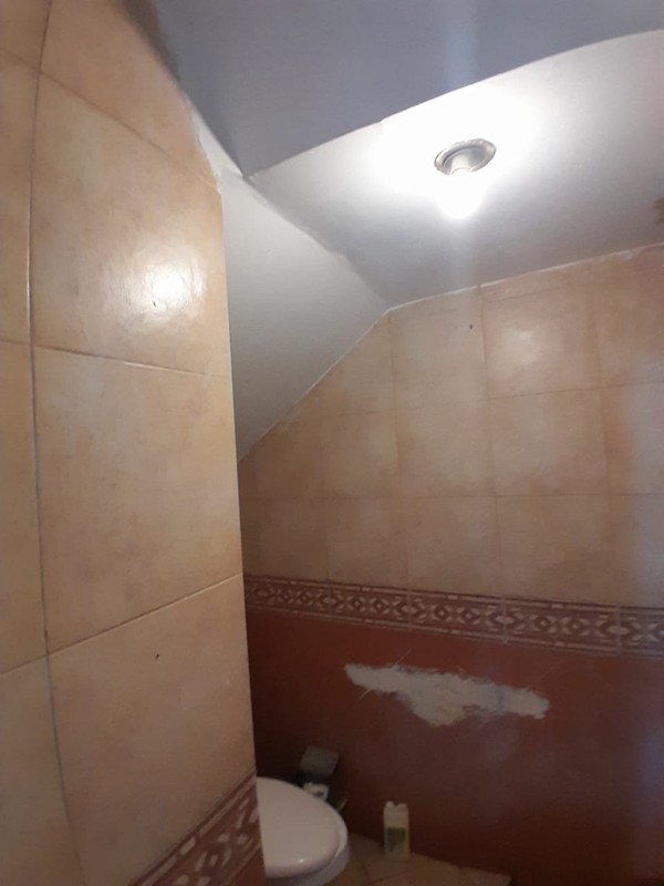 Rumah Tingkat Eksklusif di Raffles Hills