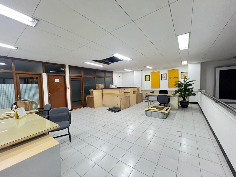 JUAL CEPAT Ex. Kantor Bagus  Jl. Raya Kapas Krampung Surabaya