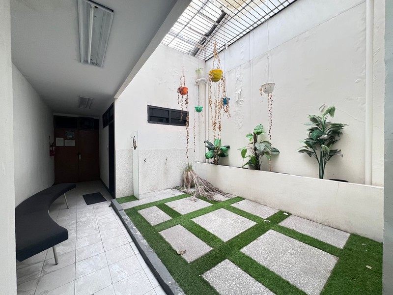 JUAL CEPAT Ex. Kantor Bagus  Jl. Raya Kapas Krampung Surabaya