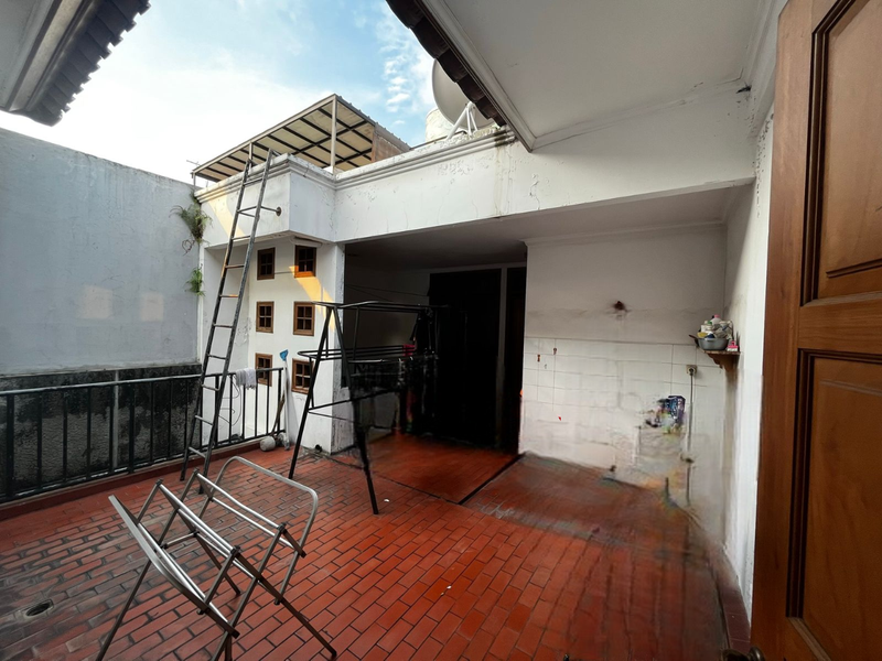 Dijual Rumah di Bumi Karang Indah, Lebak Bulus - Lokasi Strategis dan Aman