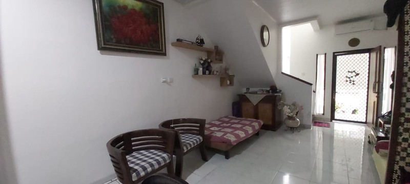 Dijual Rumah di Emerald Terrance Bintaro 