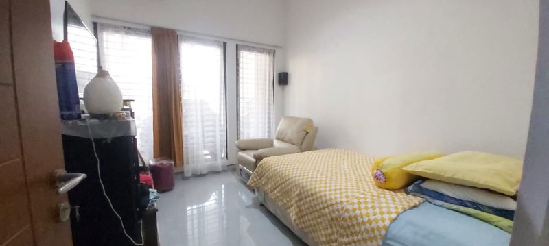 Dijual Rumah di Emerald Terrance Bintaro 