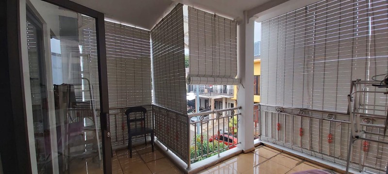 Dijual Rumah di Emerald Terrance Bintaro 