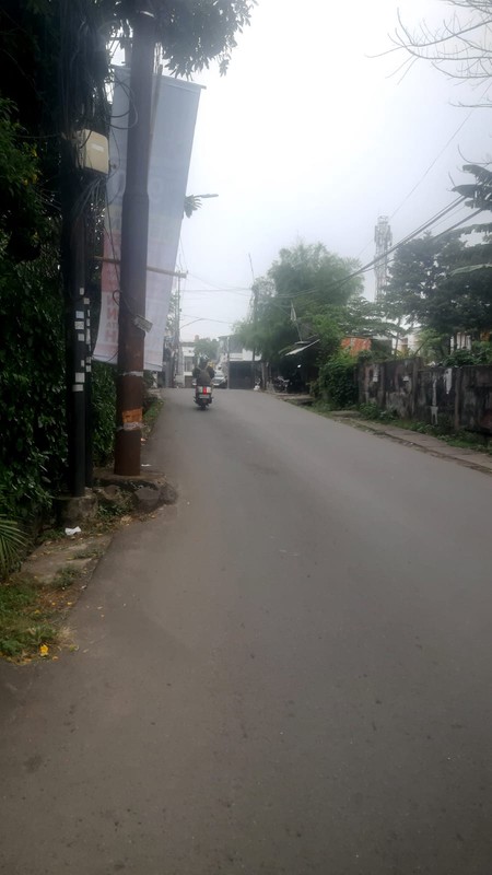 Rumah Mewah Semi Furnished LT 512 m2 LB 500 m2, 2 Lantai di Larangan KT 4+1 KM 5+1 Surat SHM