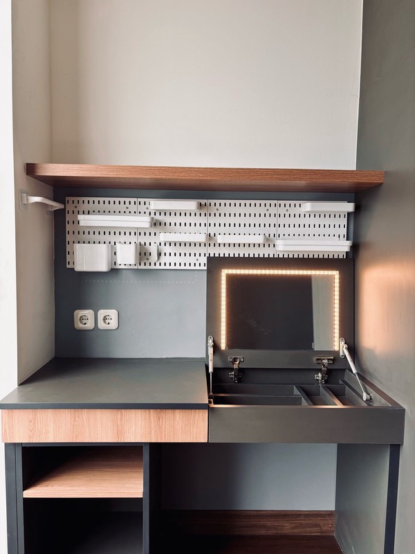 Apartemen Semi Furnished,lb 33 di Graha Raya 