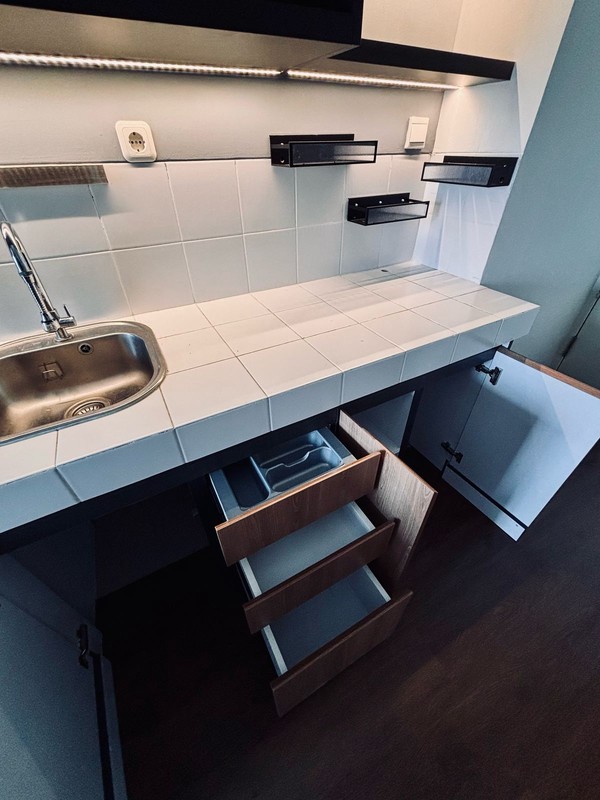 Apartemen Semi Furnished,lb 33 di Graha Raya 