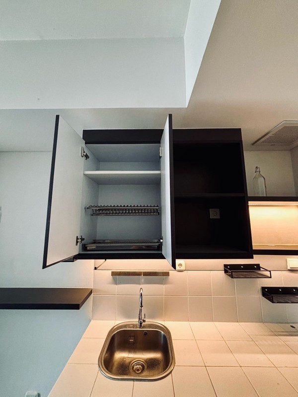 Apartemen Semi Furnished,lb 33 di Graha Raya 