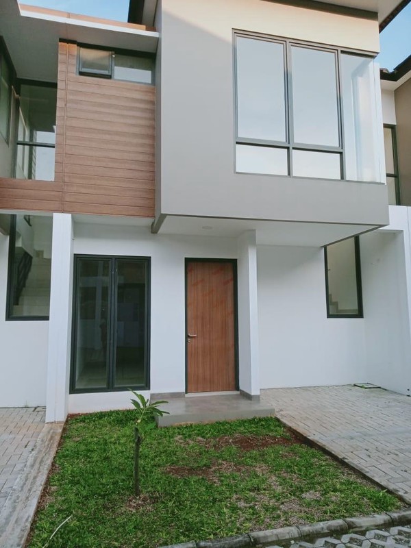 Rumah Modern Minimalis,  2 lantai, Siap Huni Dekat ST Pondok Ranji Bintaro