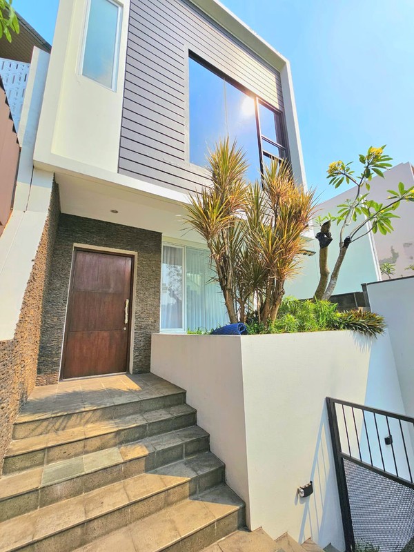 Disewakan Rumah Semi Furnish Lokasi Di Jl. Jati Padang Raya, Pejaten, Jakarta Selatan